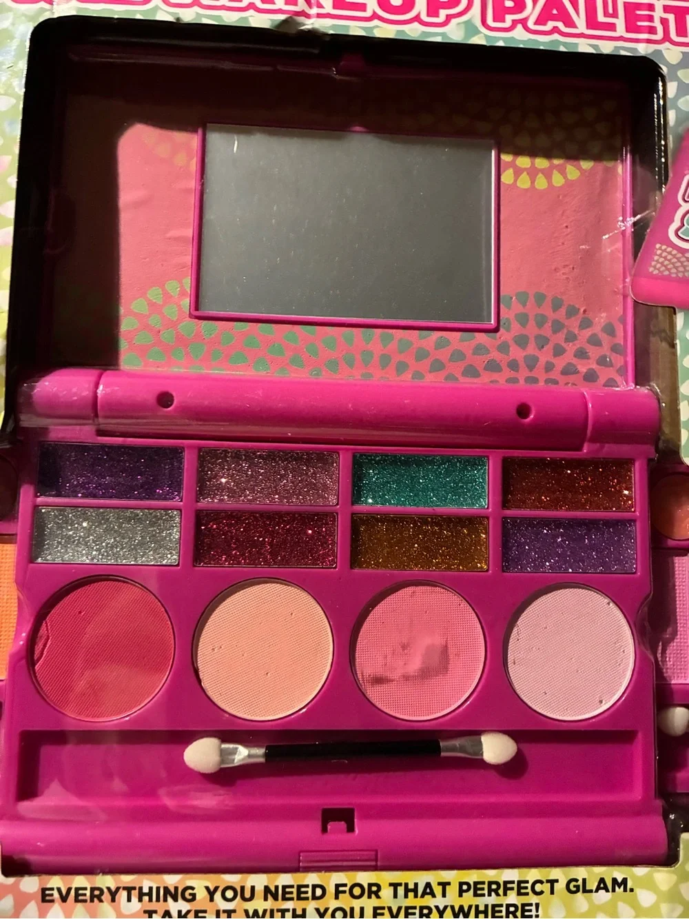 Kids Eyeshadow & Makeup Palette - Pink